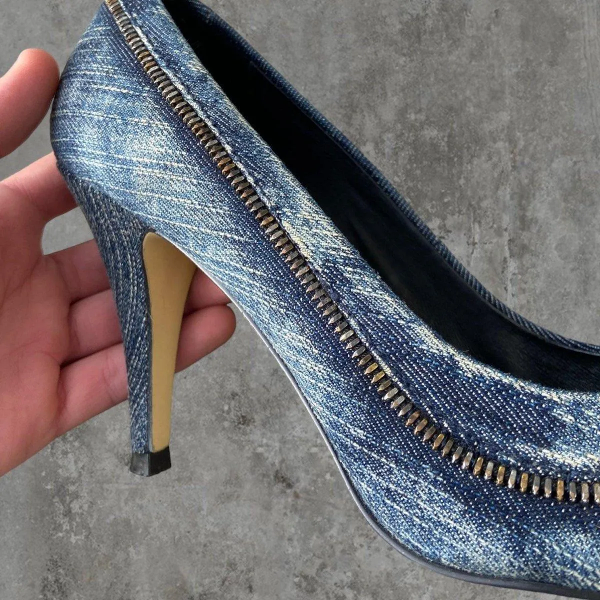 00'S DIESEL DENIM ZIPPER HEELS - UK 6