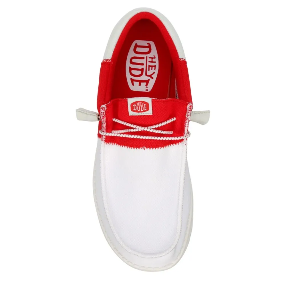 HEYDUDE  MENS WALLY TRI-VARSITY SLIP ON SNEAKER