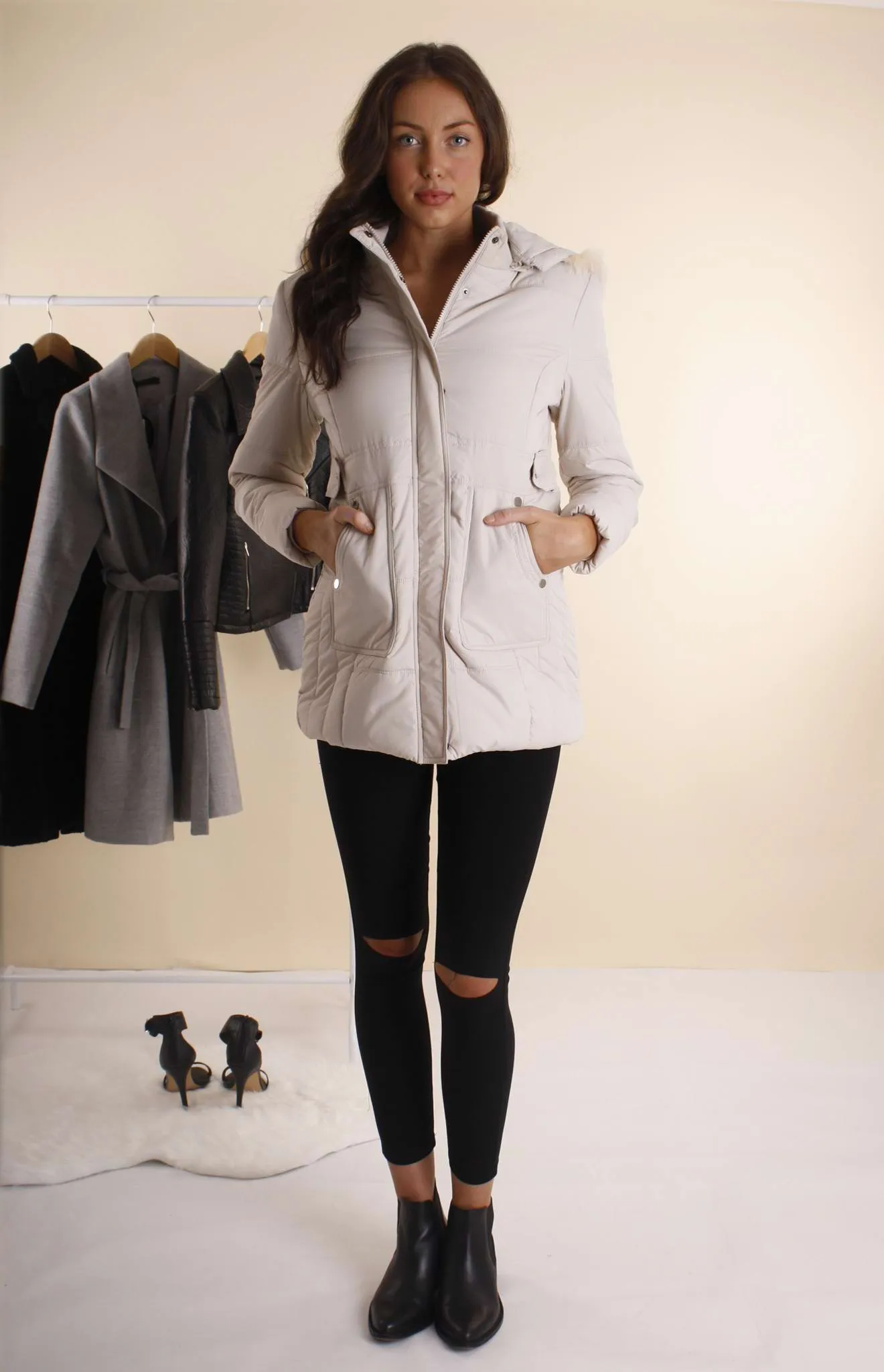 Medium Length Snap Detailed Puffer Jacket (AJKT279)