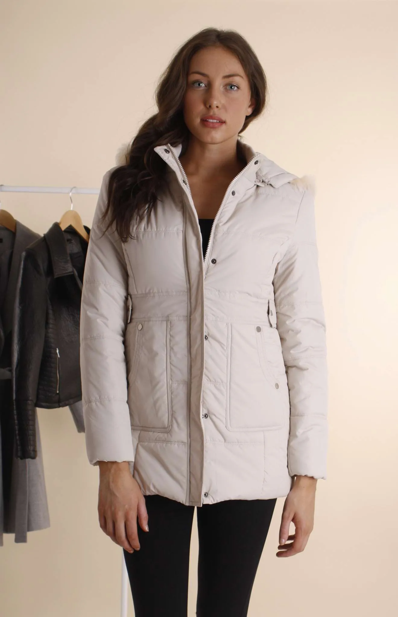 Medium Length Snap Detailed Puffer Jacket (AJKT279)