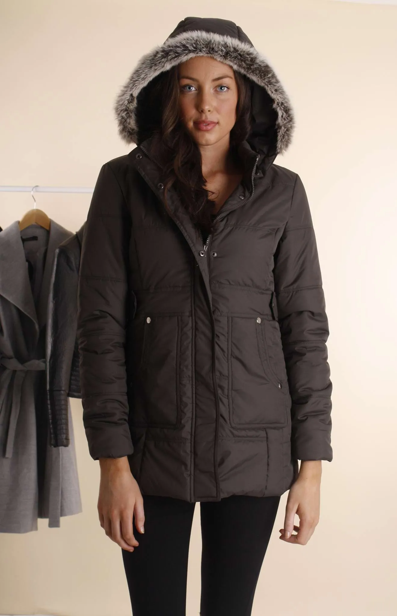 Medium Length Snap Detailed Puffer Jacket (AJKT279)